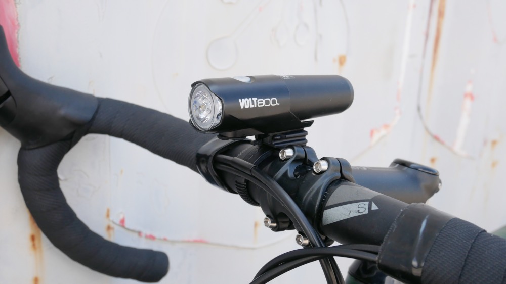 みんな言わないcateye キャットアイ Volt800の欠点 自転車ライトのレビュー 比較サイト Bike Light Checkers